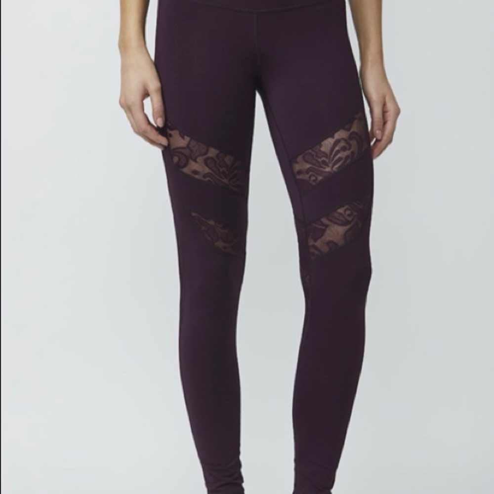 DIY Lace Ready Leggings!